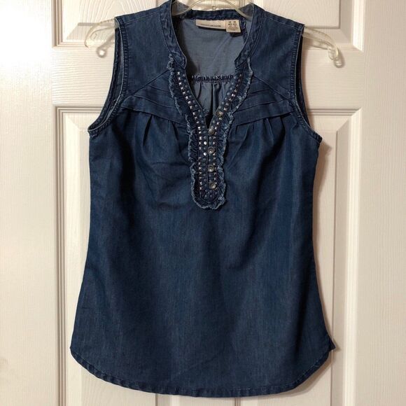 DKNY Denim Sleeveless Top Size XSMALL Lightweight with Embellished Stud Neckline - Picture 5 of 8